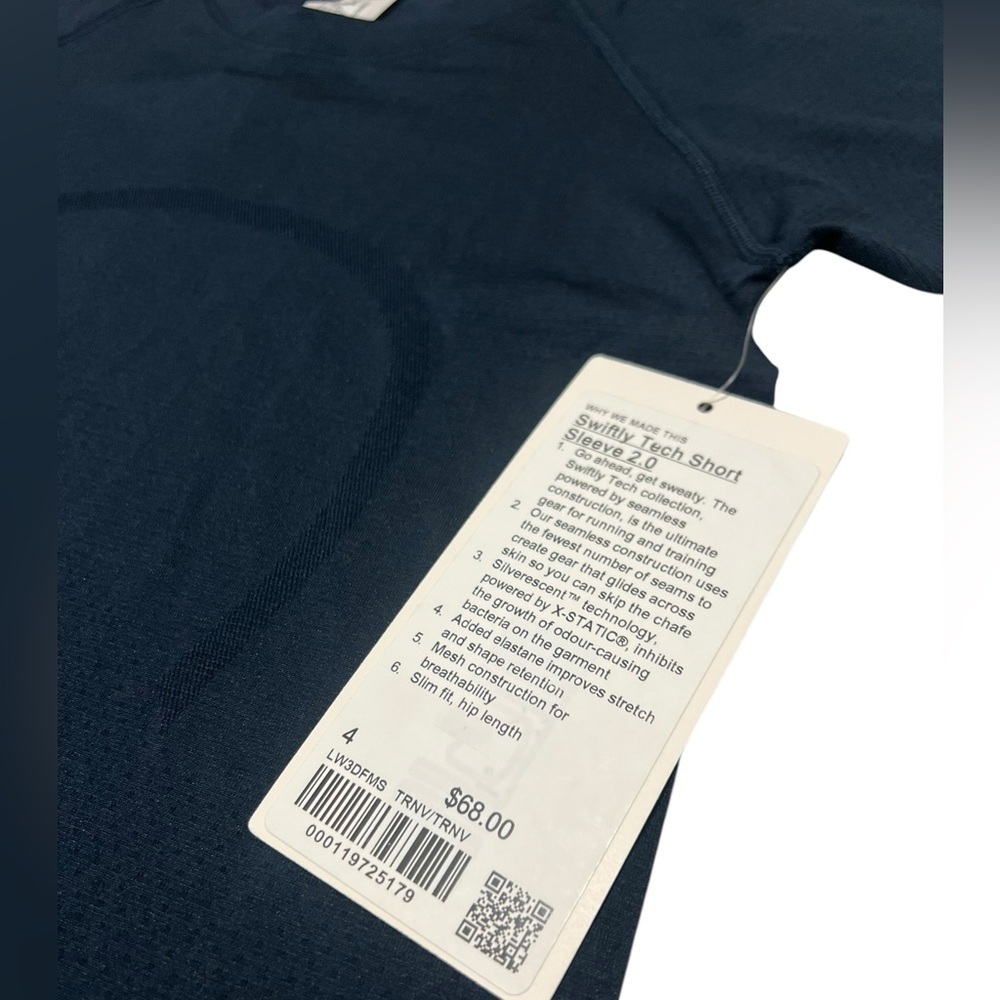 Swiftly Tech Short-Sleeve Shirt 2.0
Hip Length size 4 NWT - Picture 2 of 7